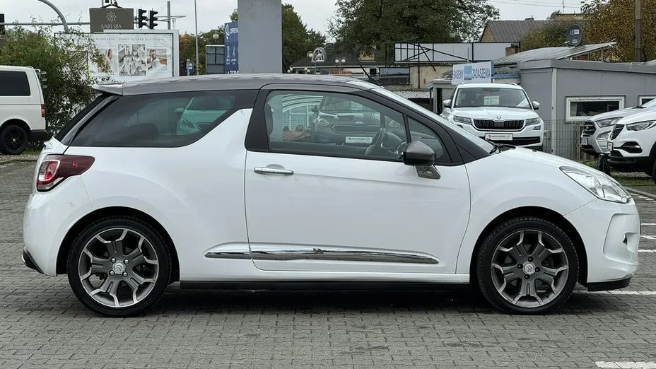 CITROEN DS3 -