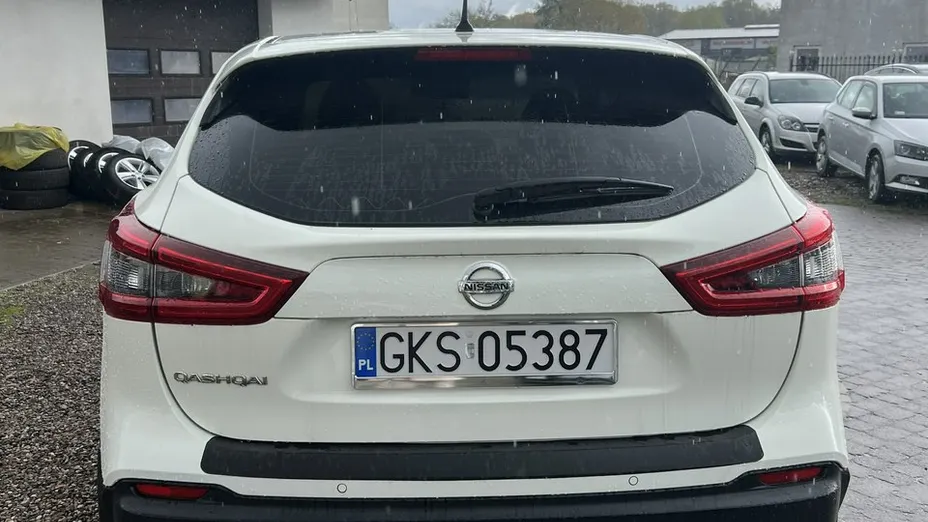 NISSAN Qashqai -