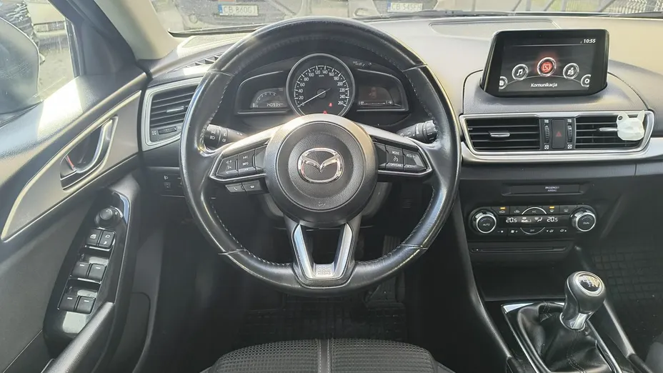 MAZDA 3 -