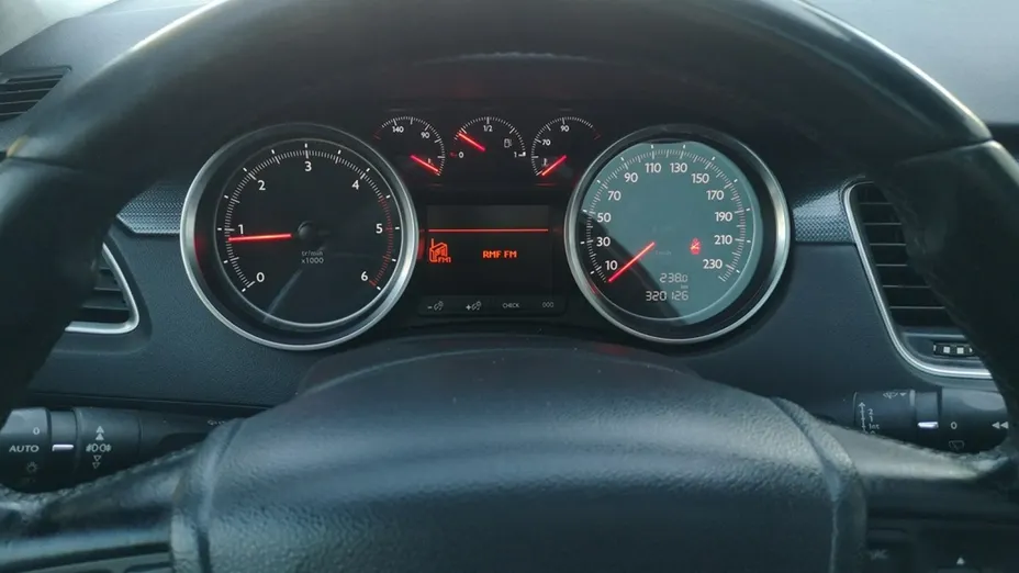 PEUGEOT 508 -