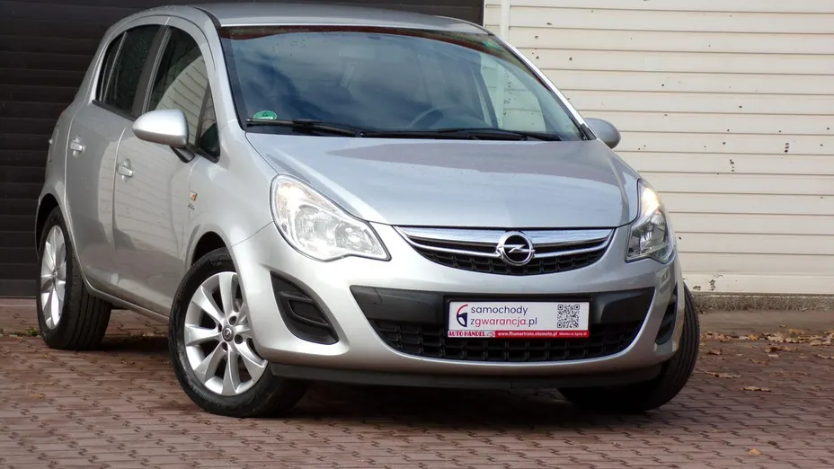 OPEL Corsa -