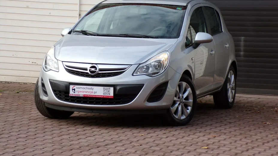 OPEL Corsa -