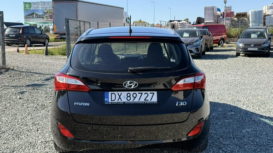 HYUNDAI i30 -