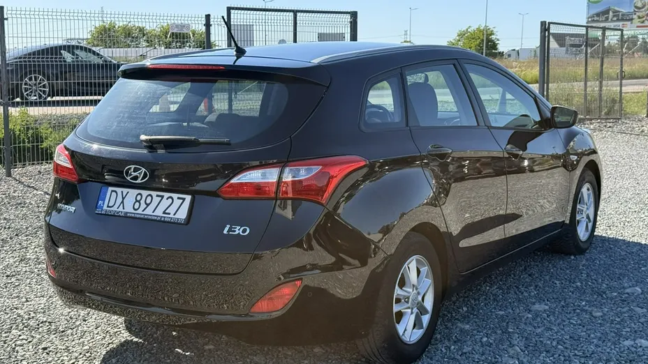 HYUNDAI i30 -
