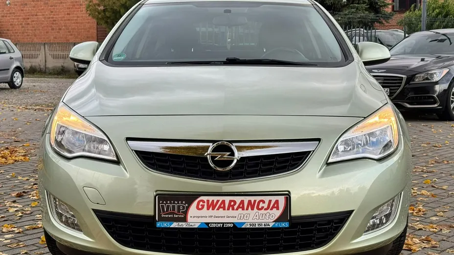 OPEL Astra -