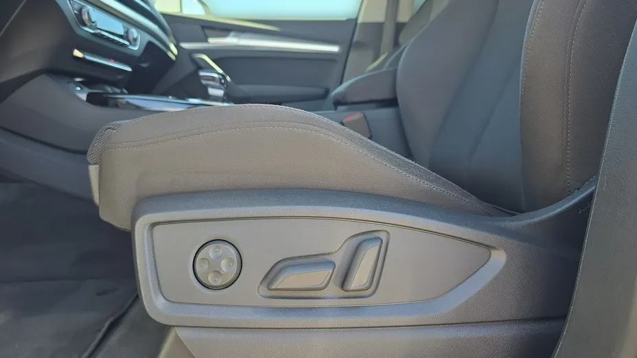 AUDI Q5 -