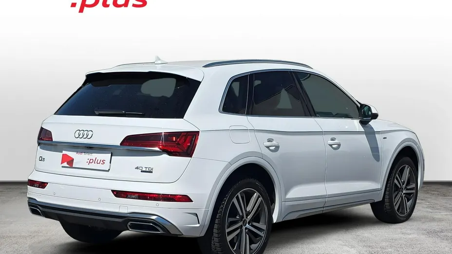 AUDI Q5 -