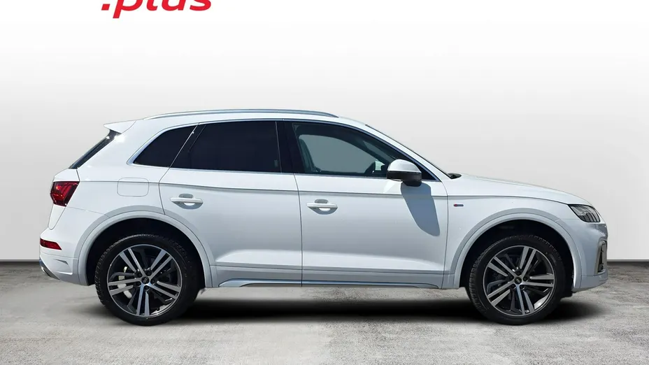 AUDI Q5 -