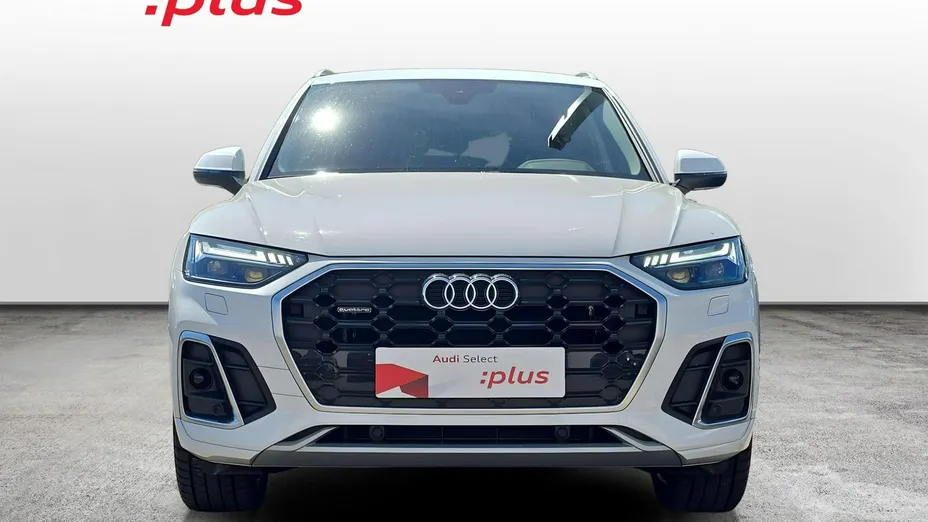 AUDI Q5 -
