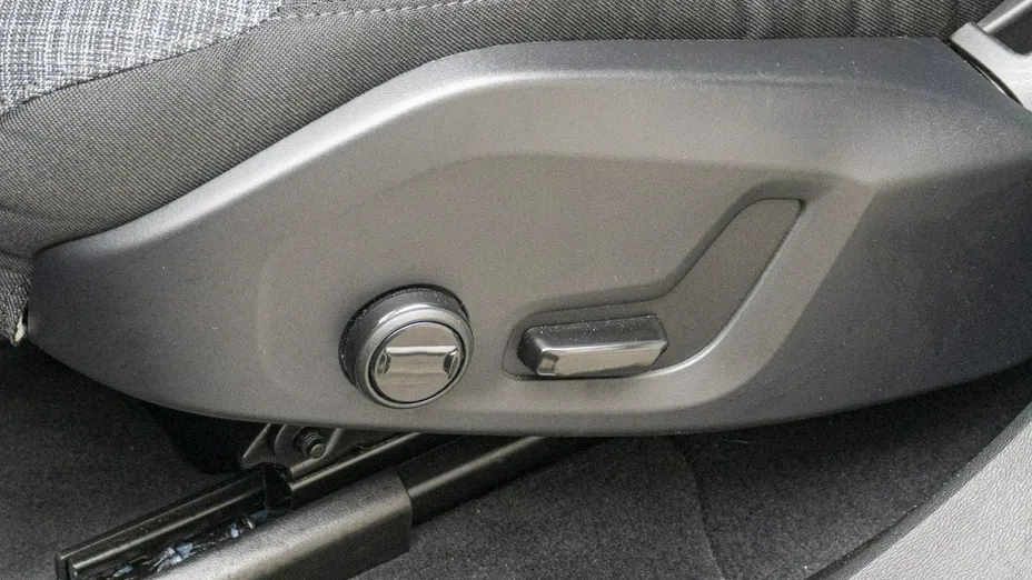 VOLVO XC60 -
