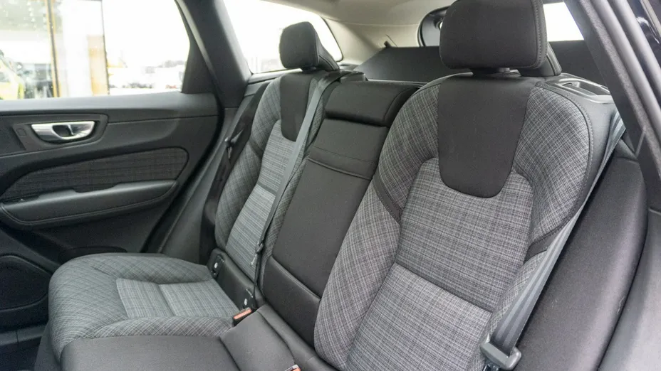 VOLVO XC60 -