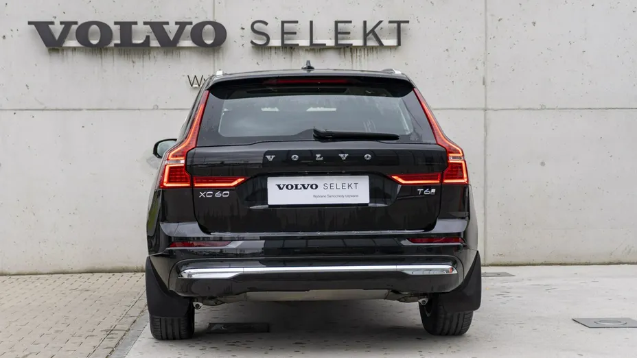 VOLVO XC60 -