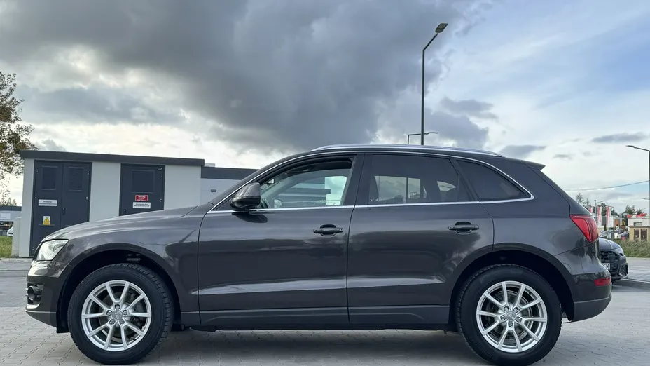 AUDI Q5 -