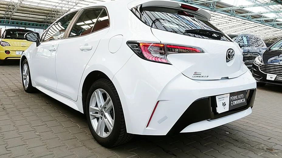 TOYOTA Corolla -