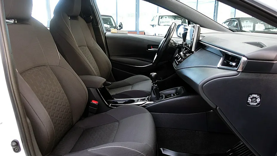 TOYOTA Corolla -