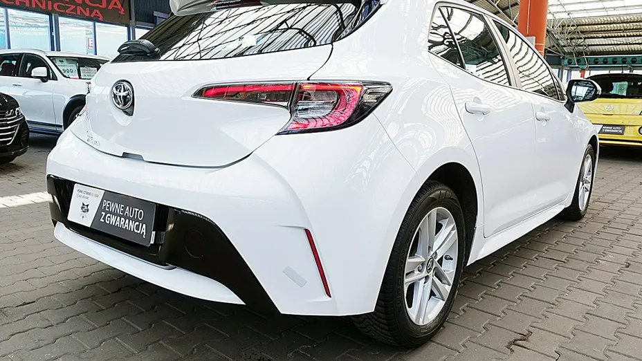 TOYOTA Corolla -