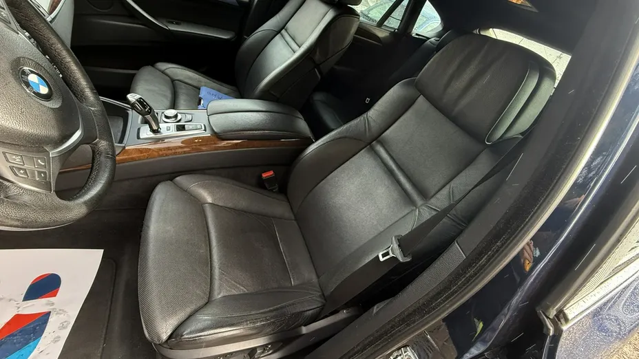 BMW X6 -