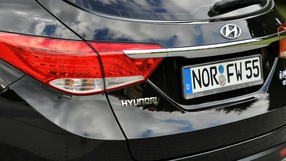 HYUNDAI i40 -