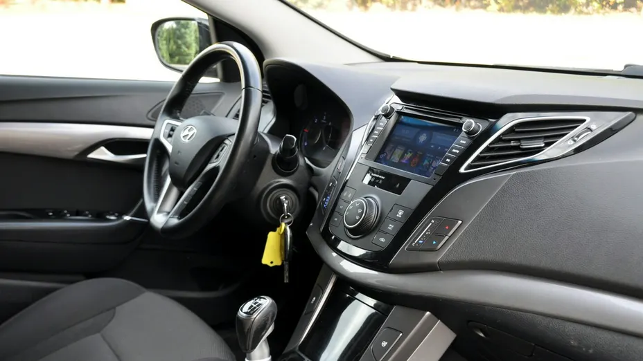 HYUNDAI i40 -