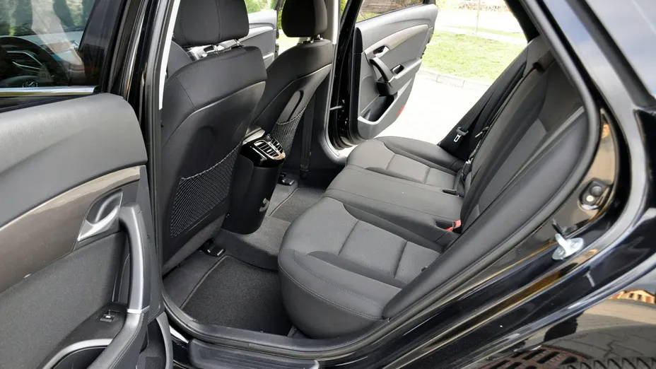 HYUNDAI i40 -