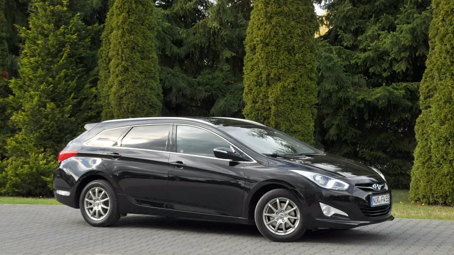 HYUNDAI i40 -