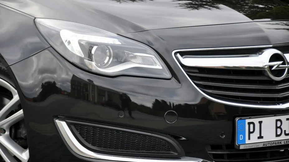 OPEL Insignia -