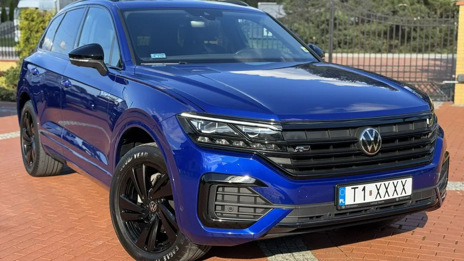VOLKSWAGEN Touareg -