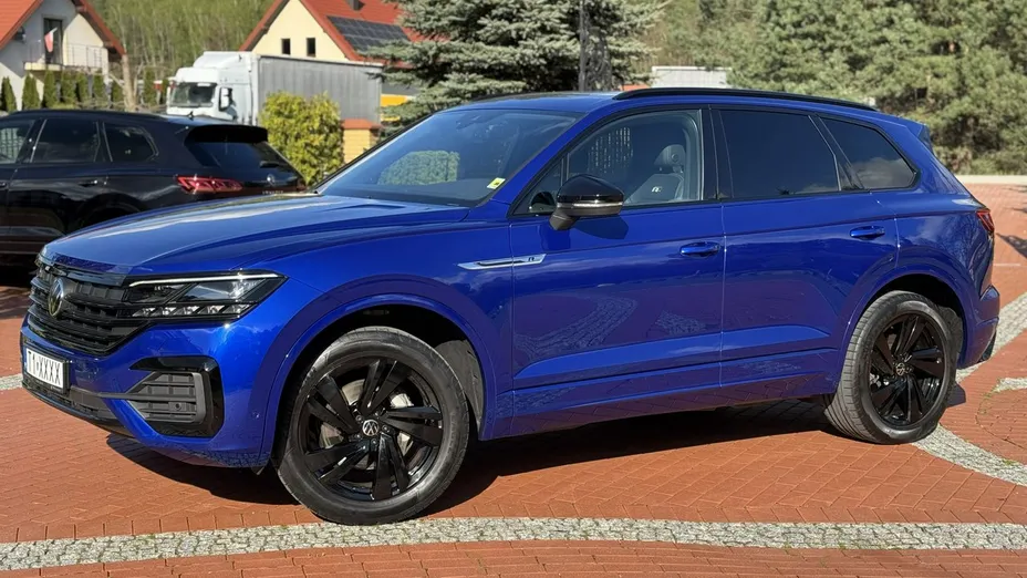 VOLKSWAGEN Touareg -