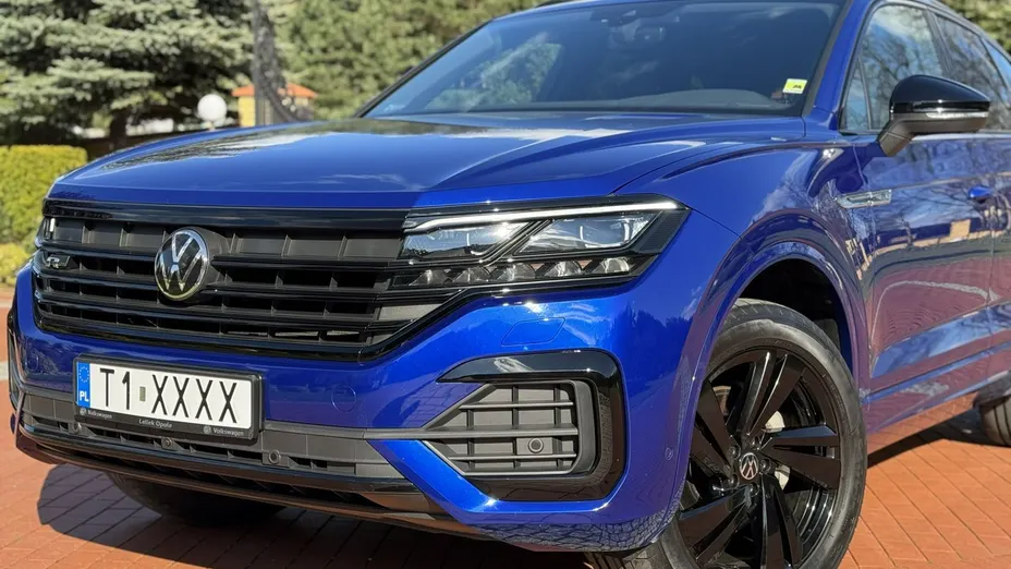 VOLKSWAGEN Touareg -