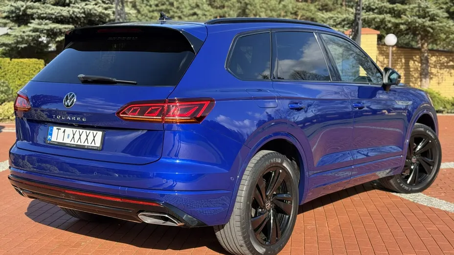 VOLKSWAGEN Touareg -