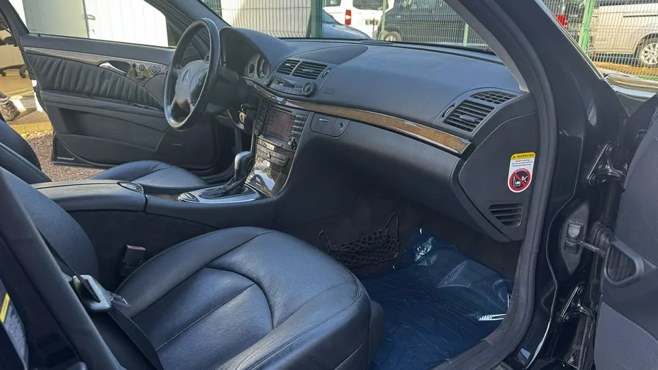 MERCEDES-BENZ E Klasa -