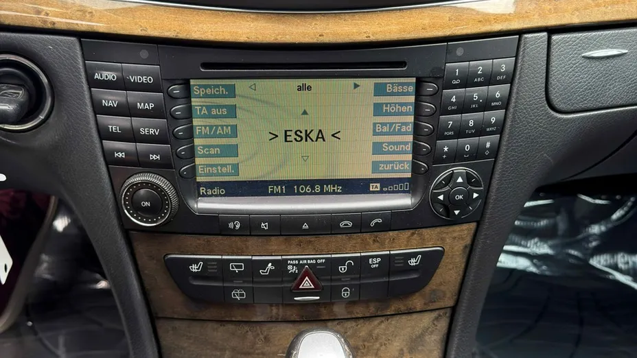 MERCEDES-BENZ E Klasa -