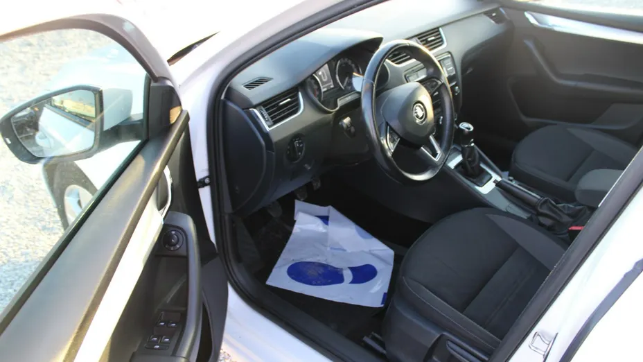 SKODA Octavia -