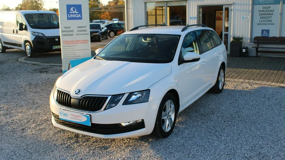 SKODA Octavia -