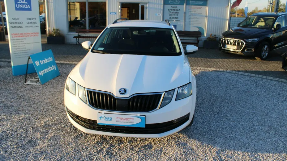 SKODA Octavia -