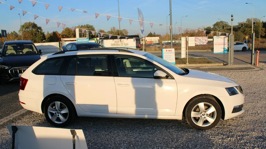 SKODA Octavia -