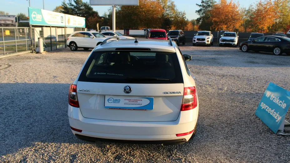 SKODA Octavia -
