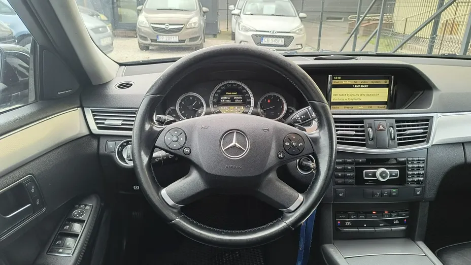MERCEDES-BENZ E Klasa -