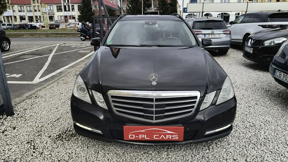 MERCEDES-BENZ E Klasa -