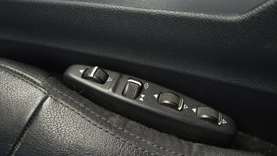 MERCEDES-BENZ E Klasa -