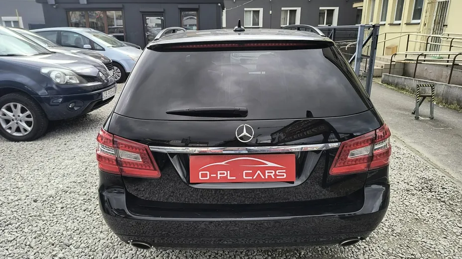 MERCEDES-BENZ E Klasa -