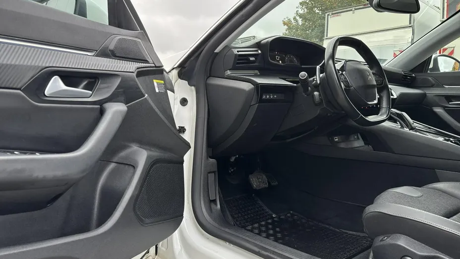 PEUGEOT 508 -