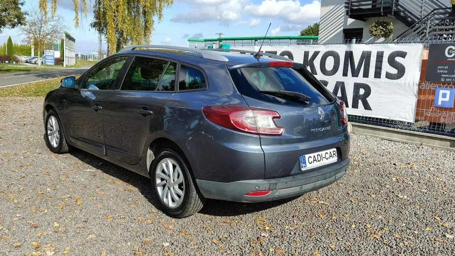 RENAULT Megane -
