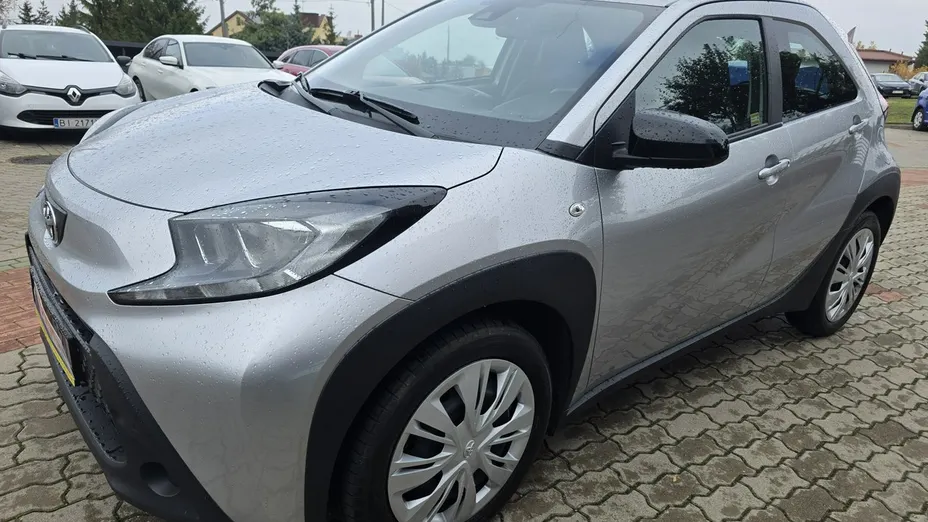TOYOTA Aygo X -
