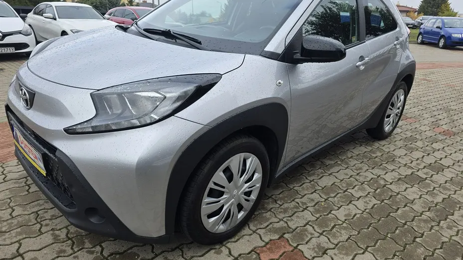 TOYOTA Aygo X -