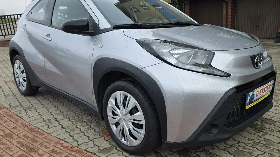TOYOTA Aygo X -