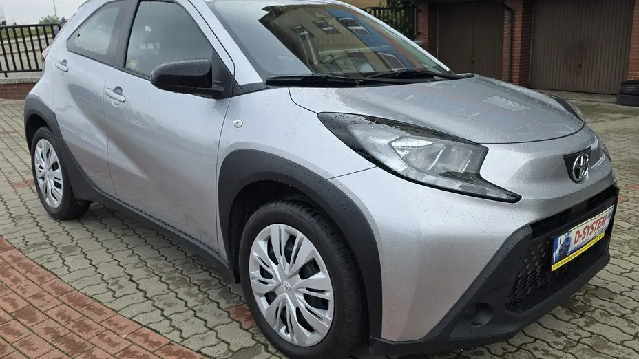 TOYOTA Aygo X -