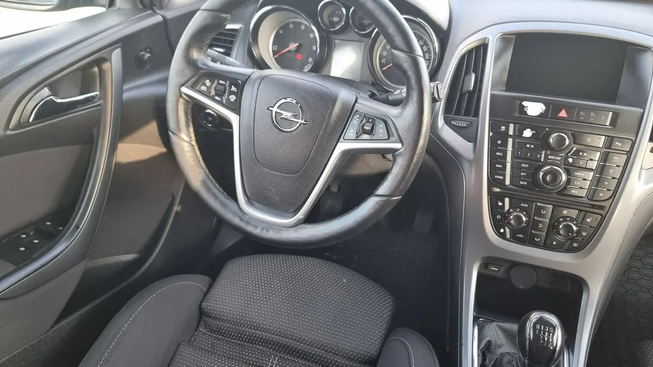 OPEL Astra -