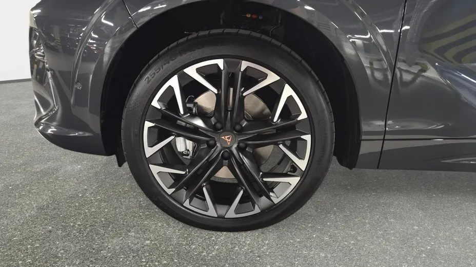 CUPRA Terramar -