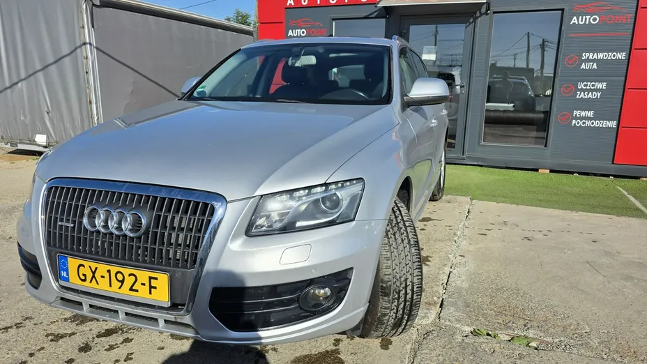 AUDI Q5 -